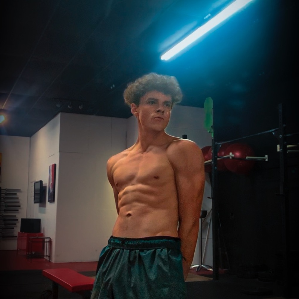 Meet your Posher, Dylan